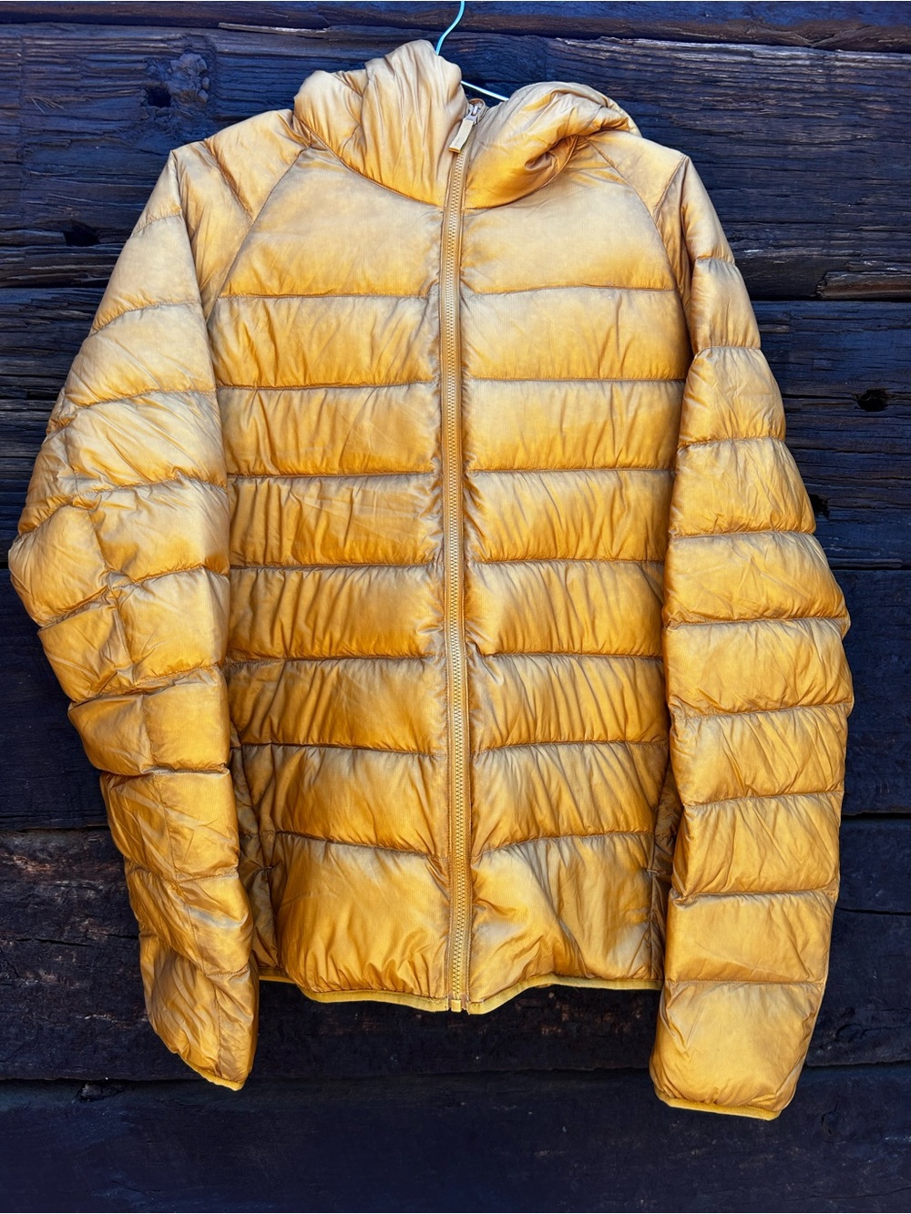 Uniqlo Mustard Ultra Light packable Down Jacket size: Medium